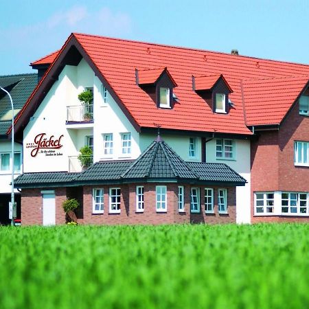 Landhotel Jaeckel Halle  Екстериор снимка